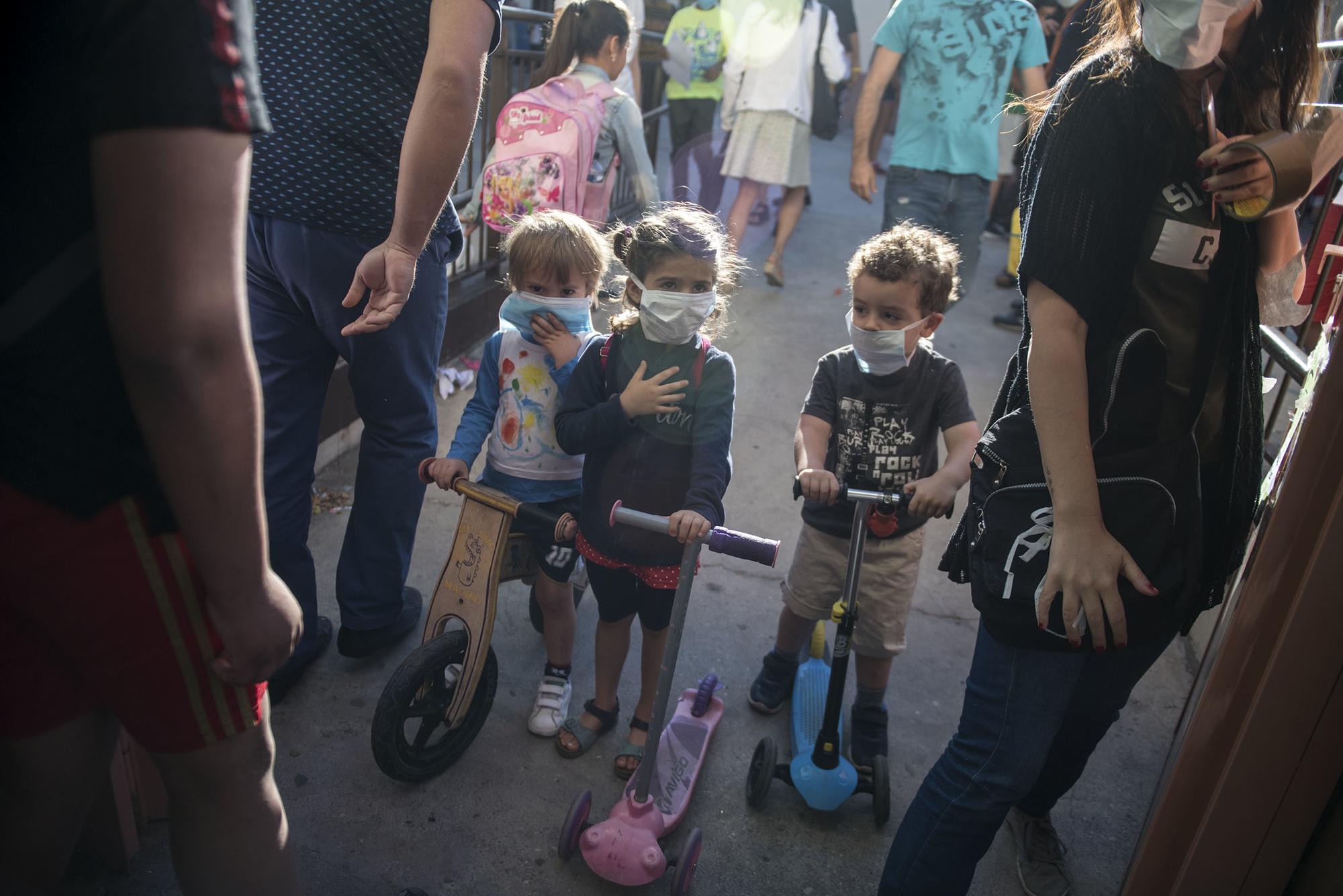 Concentración colegio contra la supresión de Madrid Central I